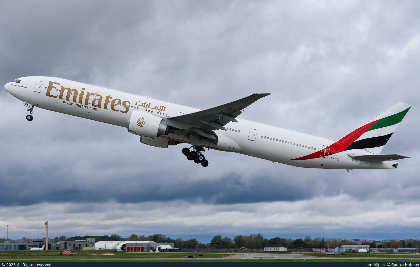 Photo of A6-EGE - Boeing 777-31H(ER) operated by Emirates