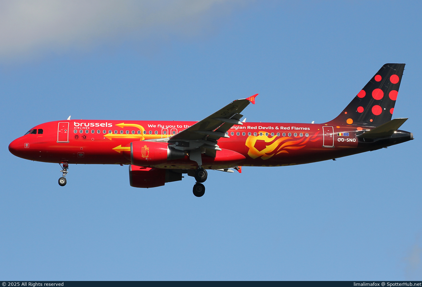 Photo of OO-SNO - Airbus A320-214 operated by Brussels Airlines