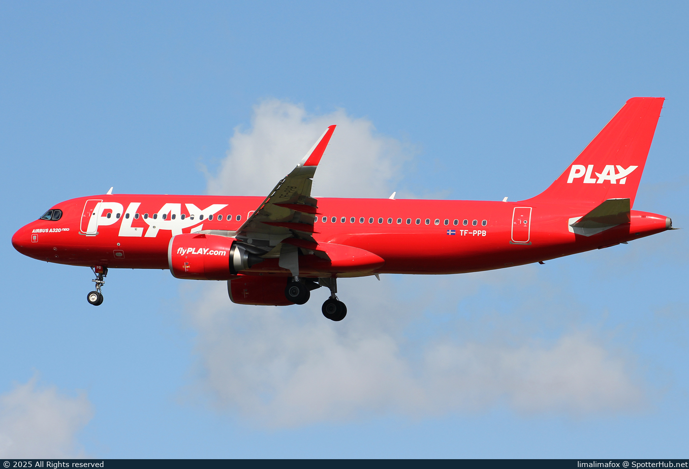 Photo of TF-PPB - Airbus A320-251N operated by PLAY