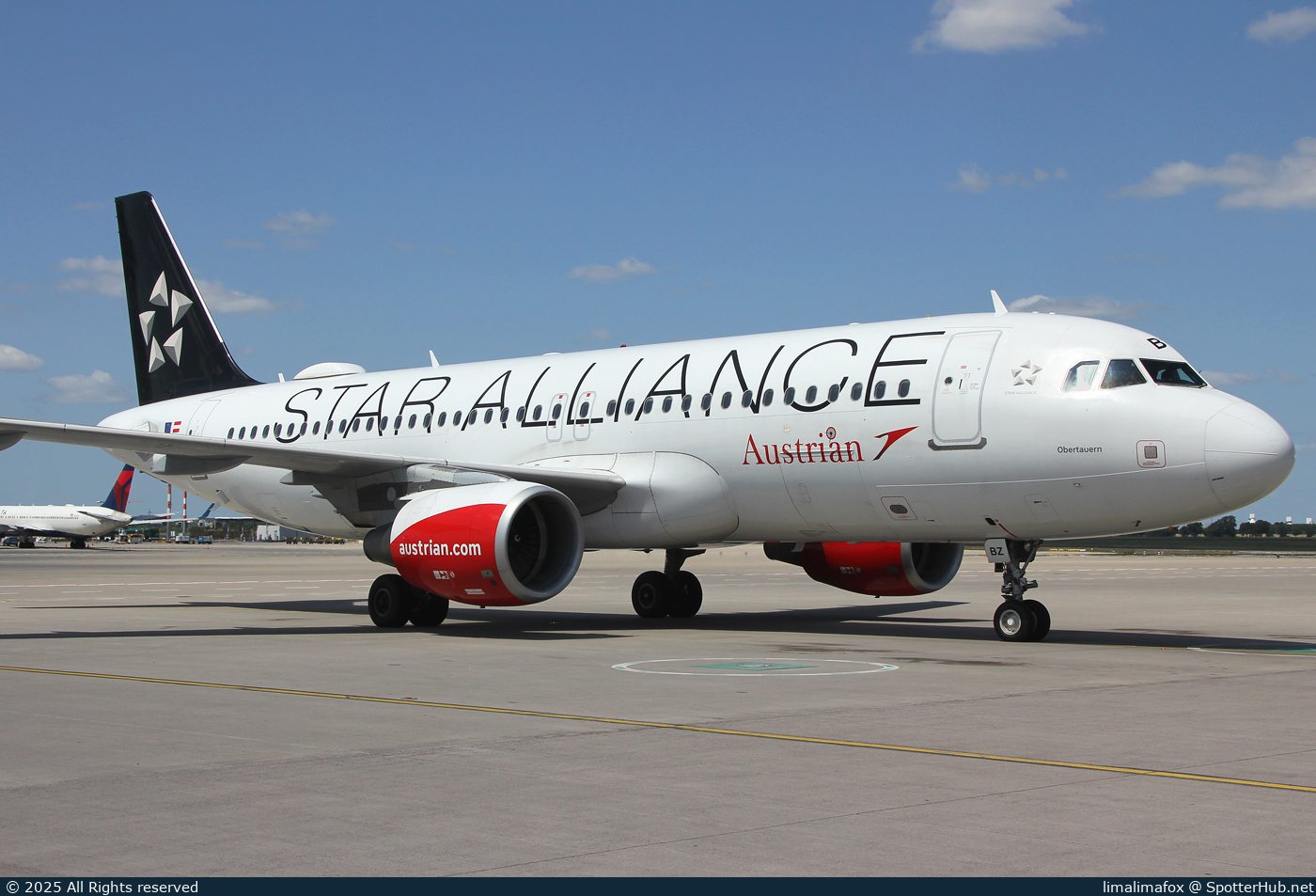 Photo of OE-LBZ - Airbus A320-214 operated by Austrian Airlines