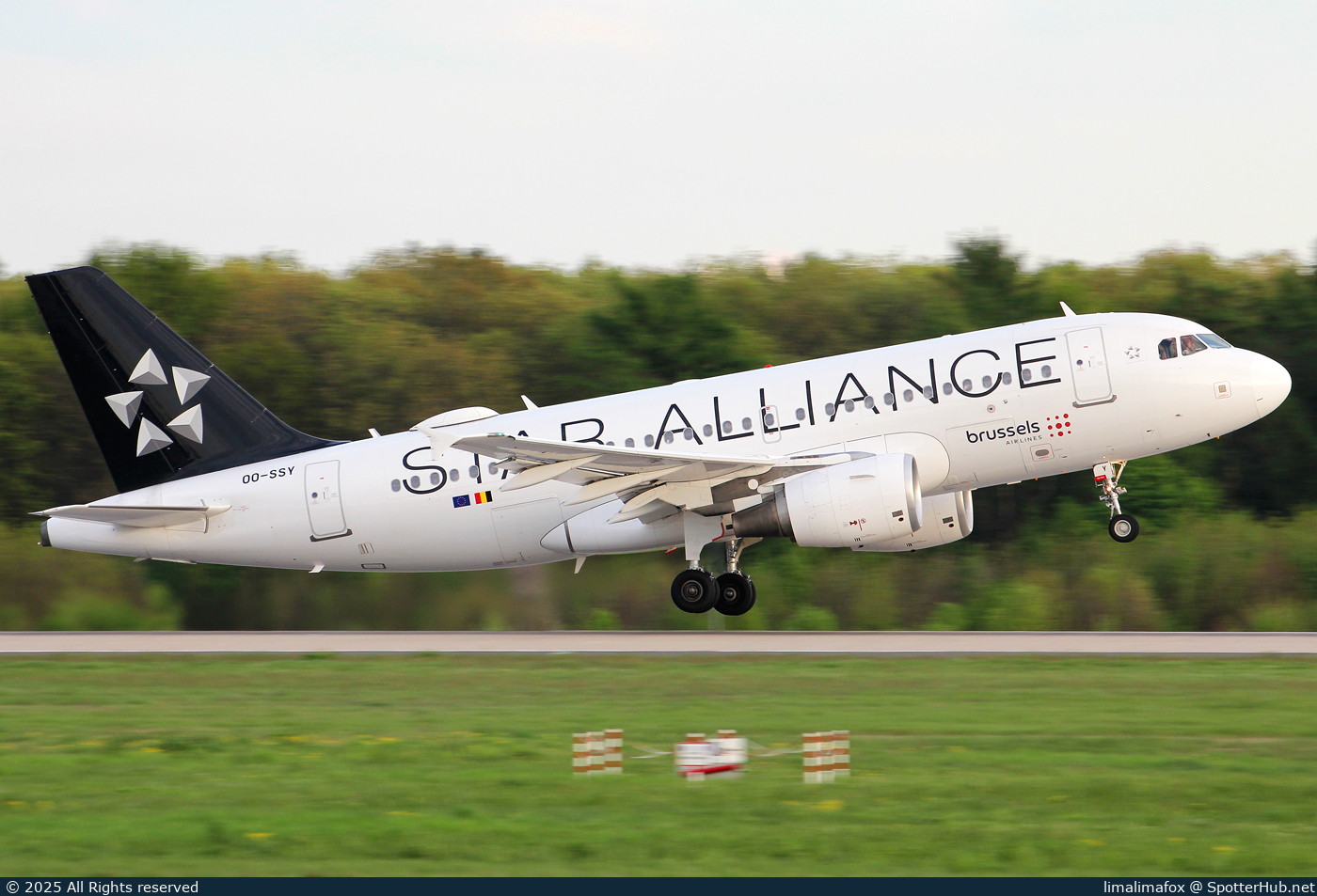 Photo of OO-SSY - Airbus A319-112 operated by Brussels Airlines