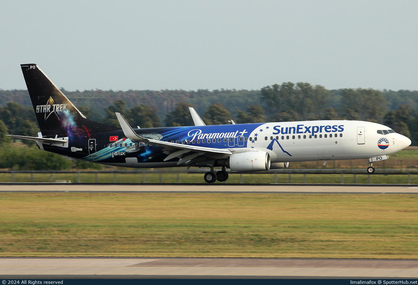 Photo of TC-SPO - Boeing 737-8MA operated by SunExpress