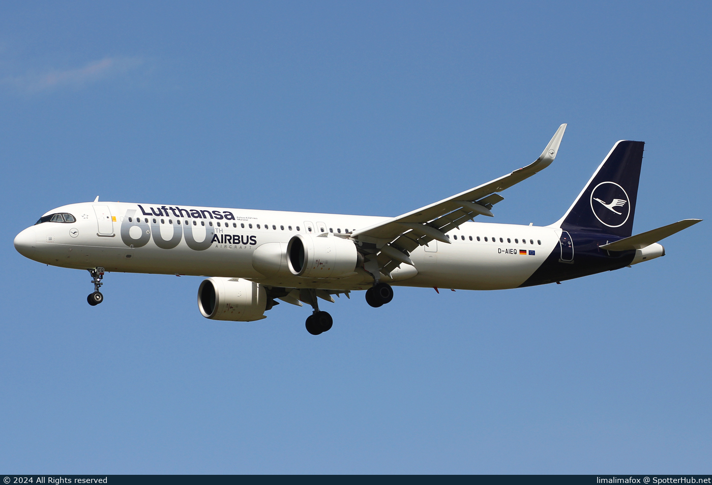 Photo of D-AIEQ - Airbus A321-271NX operated by Lufthansa