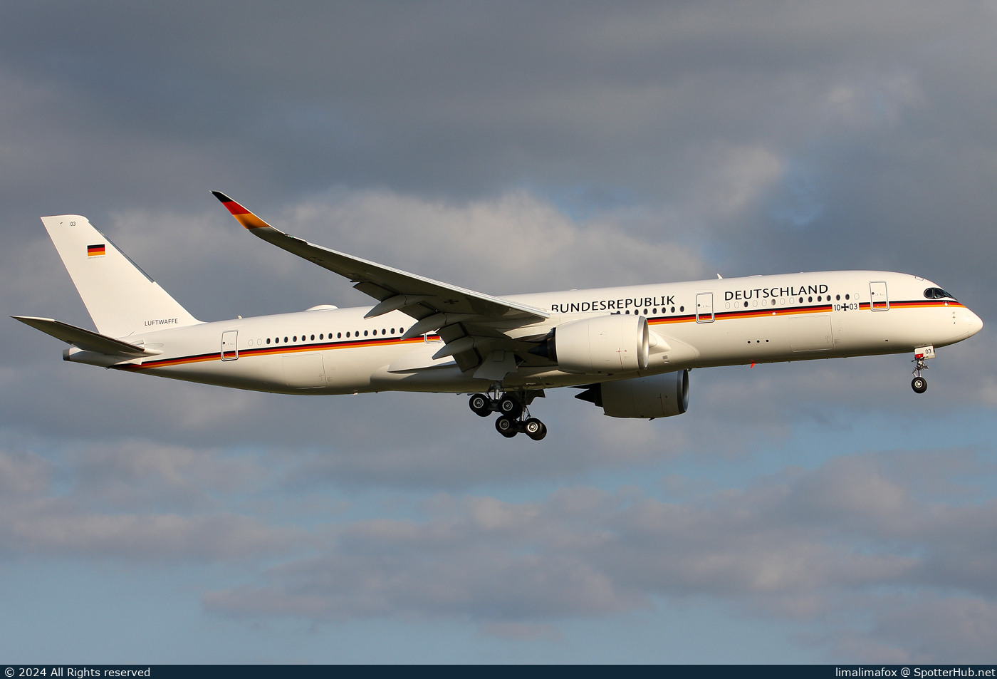 Photo of 10+03 - Airbus A350-941(CJ) operated by German Air Force