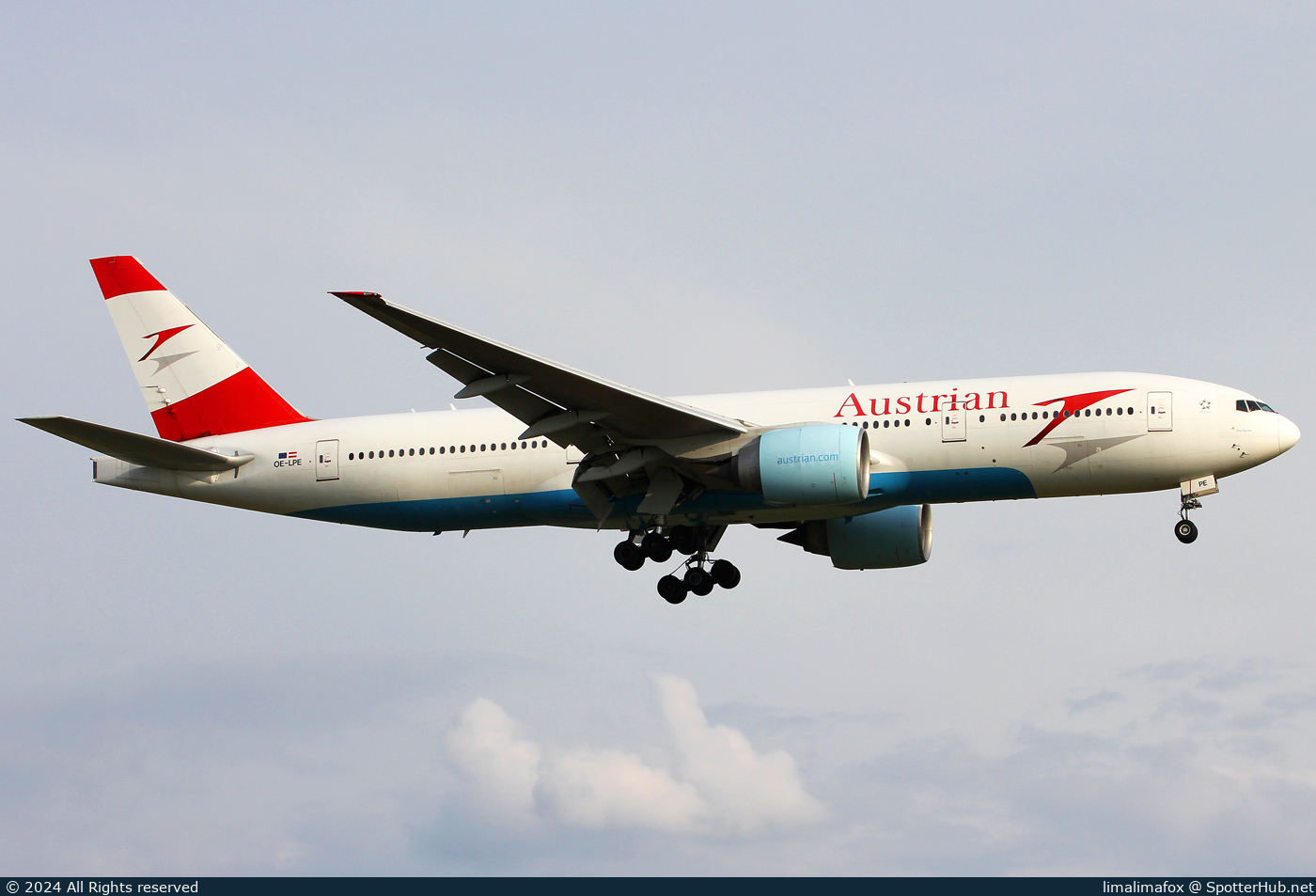 Photo of OE-LPE - Boeing 777-2Q8(ER) operated by Austrian Airlines