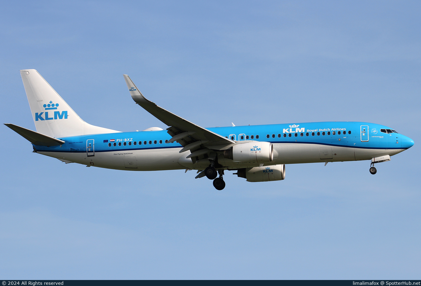 Photo of PH-BXZ - Boeing 737-8K2 operated by KLM Royal Dutch Airlines