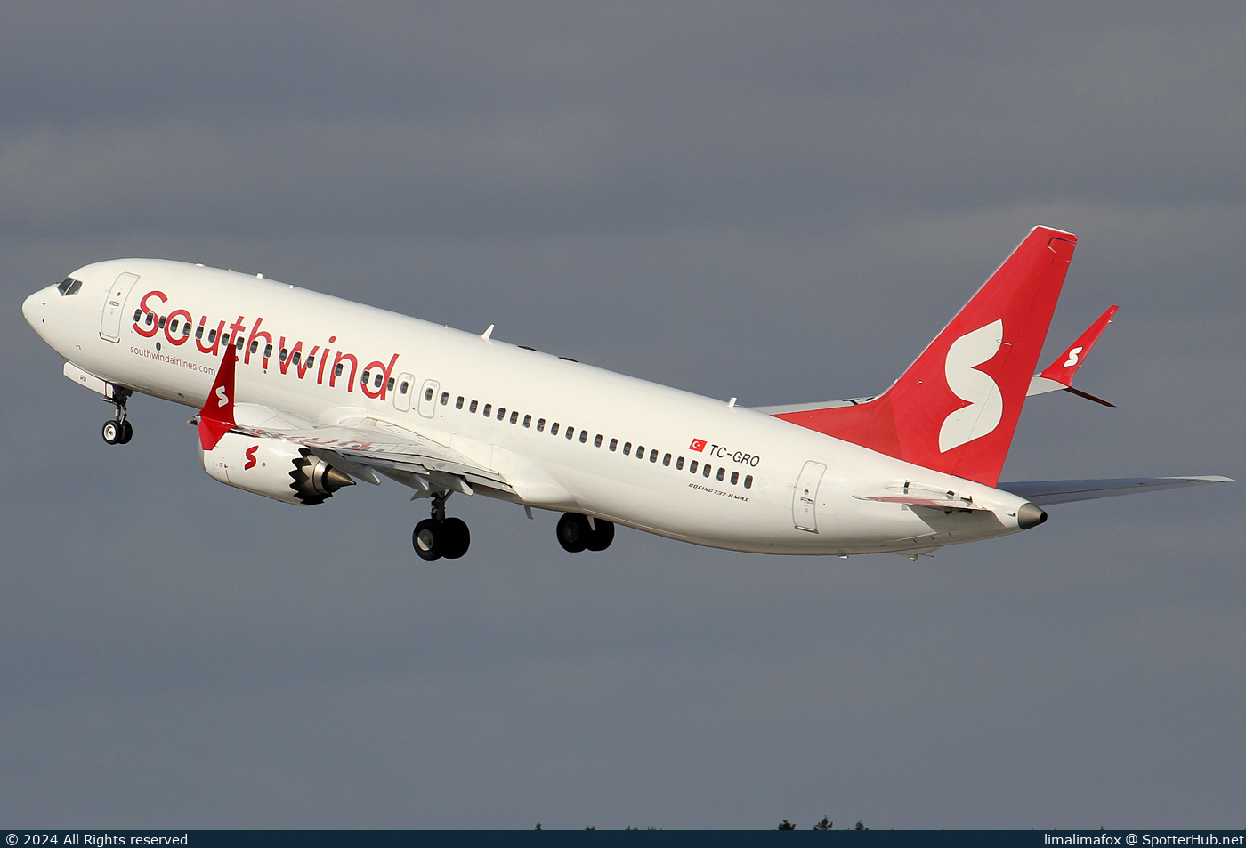 Photo of TC-GRO - Boeing 737 MAX 8 operated by Southwind Airlines