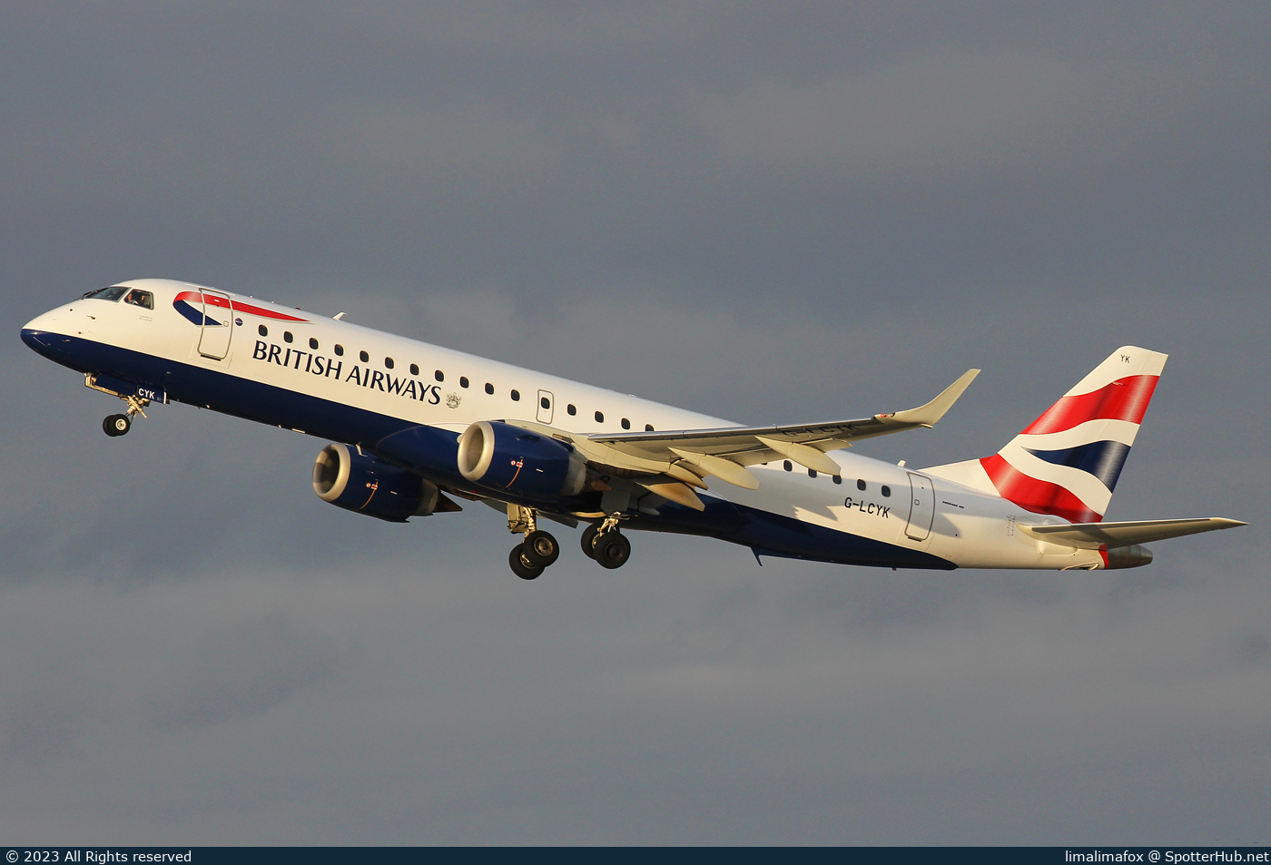 Photo of G-LCYK - Embraer ERJ-190LR operated by BA CityFlyer