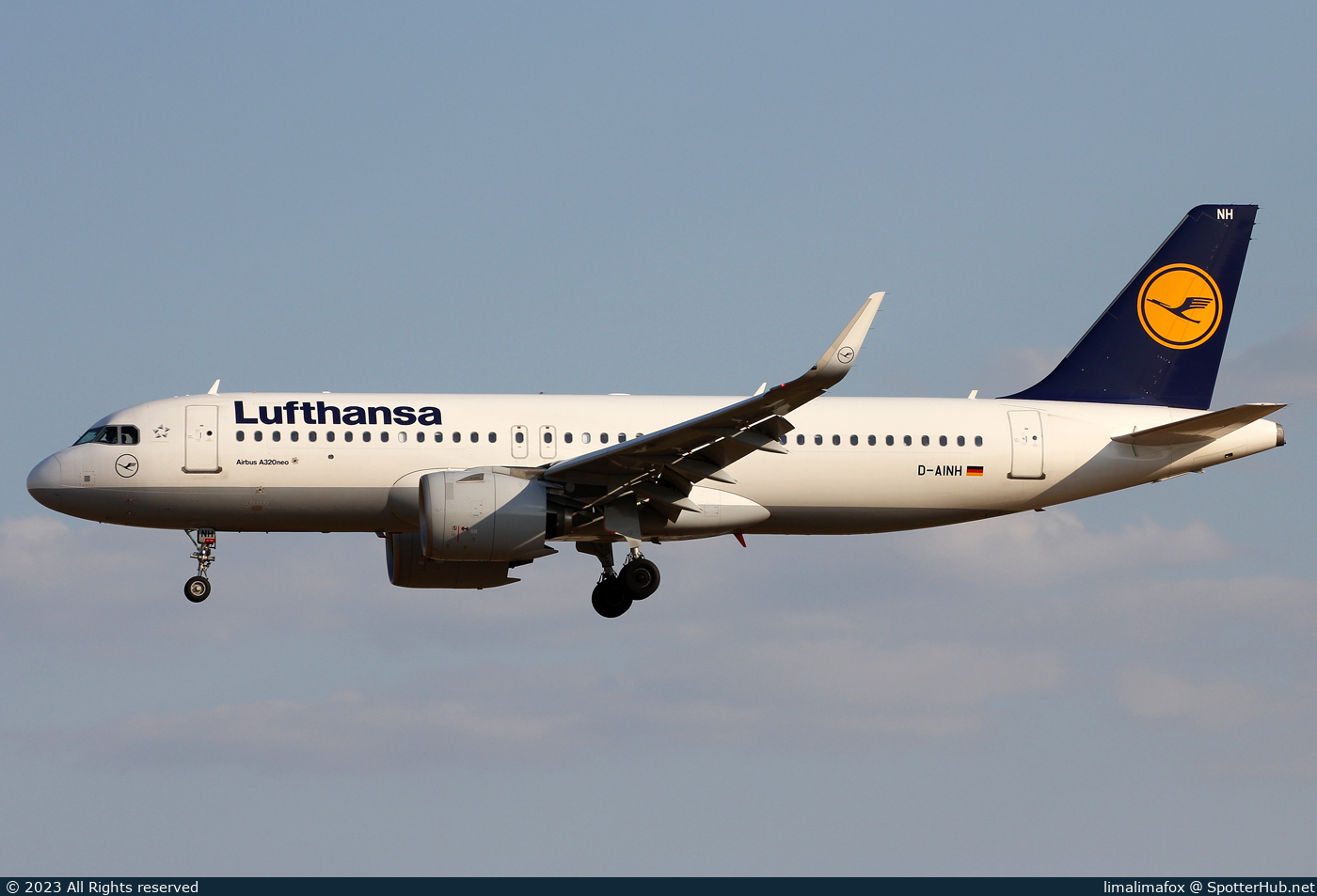 Photo of D-AINH - Airbus A320-271N operated by Lufthansa