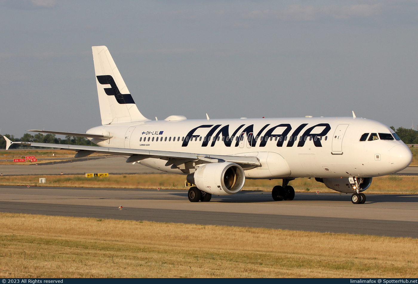 Photo of OH-LXL - Airbus A320-214 operated by Finnair