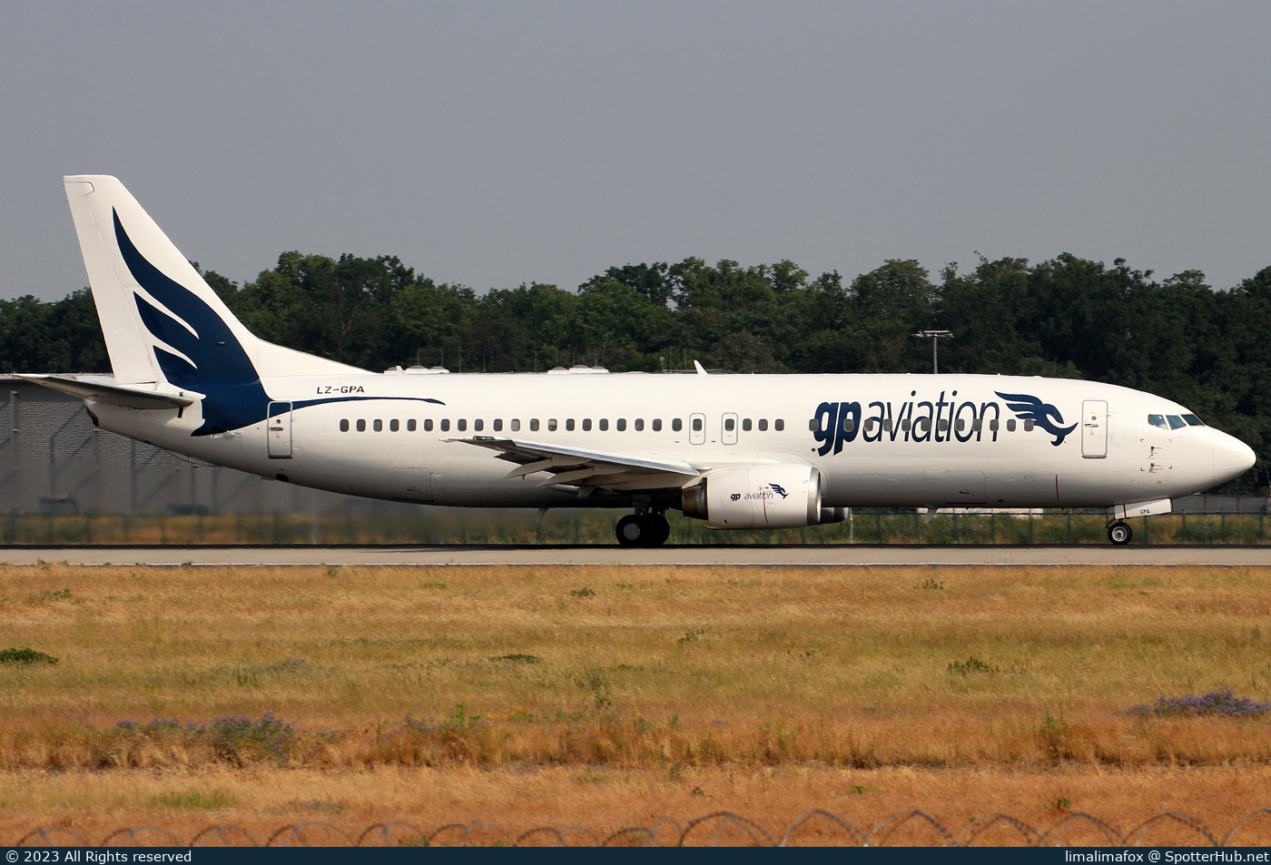 Photo of LZ-GPA - Boeing 737-430 operated by GP Aviation