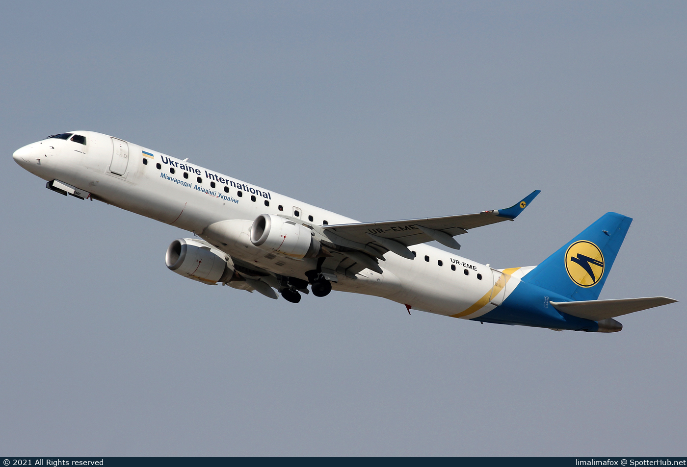 Photo of UR-EME - Embraer ERJ-190LR operated by Ukraine International Airlines