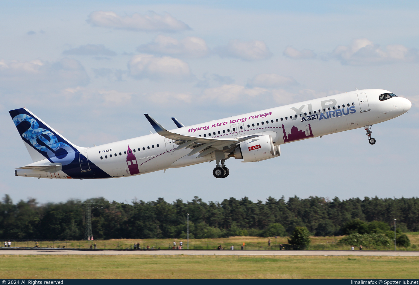 Photo of F-WXLR - Airbus A321-253NY operated by Airbus Industrie