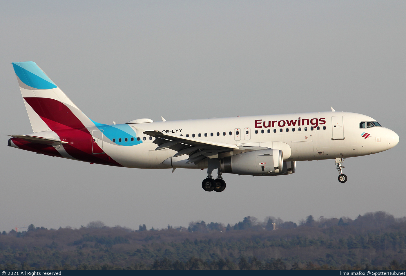 Photo of OE-LYY - Airbus A319-132 operated by Eurowings Europe
