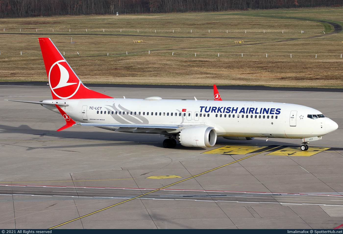 Photo of TC-LCT - Boeing 737 MAX 8 operated by Turkish Airlines