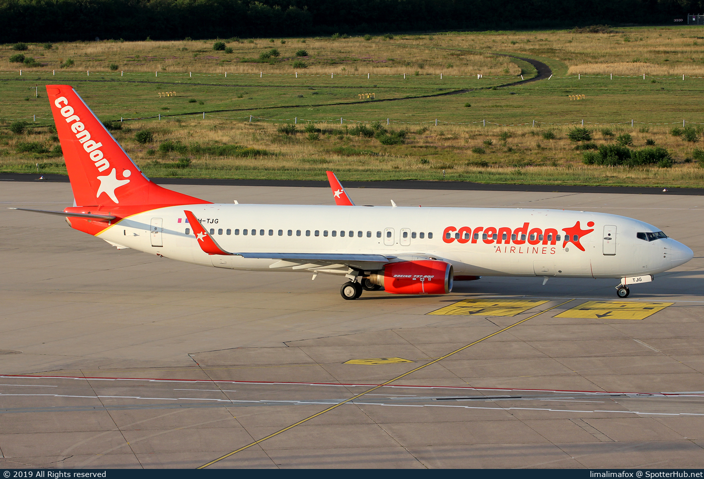 Photo of 9H-TJG - Boeing 737-86J operated by Corendon Airlines Europe