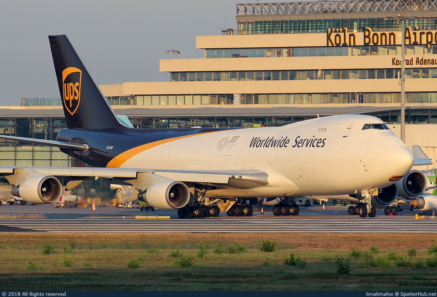 Photo of N574UP - Boeing 747-44AF operated by UPS United Parcel Service
