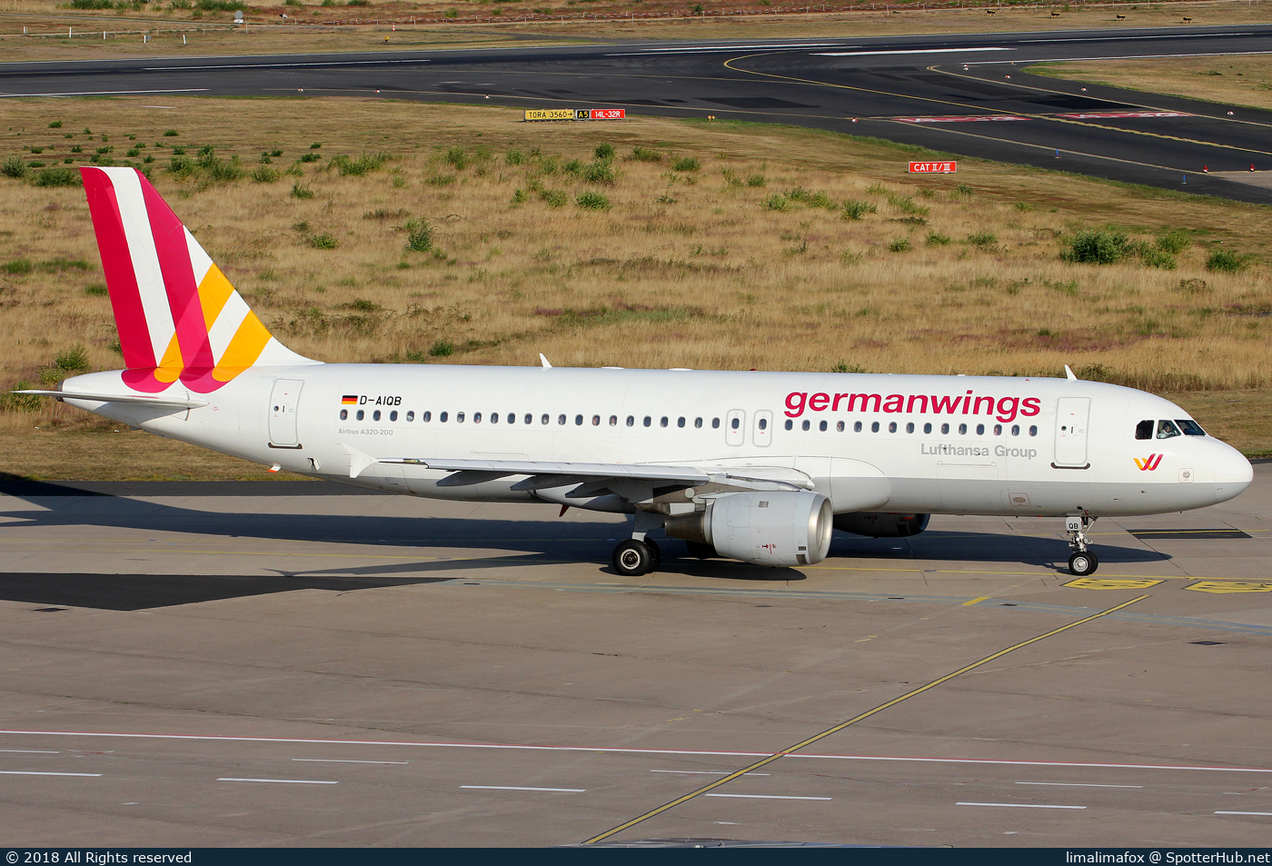 Photo of D-AIQB - Airbus A320-211 operated by Germanwings