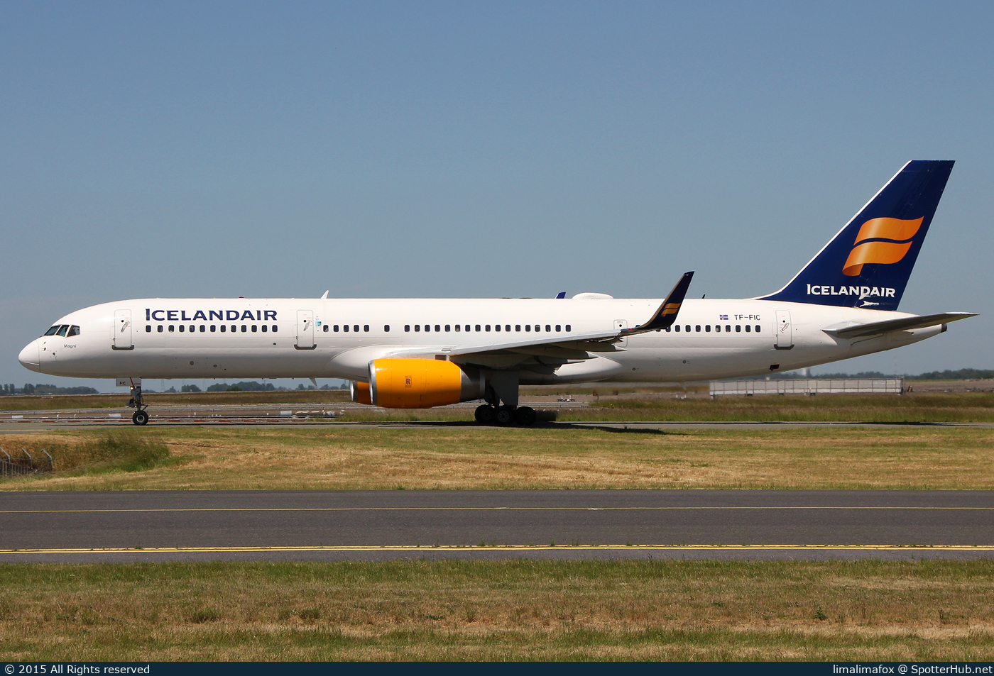 Photo of TF-FIC - Boeing 757-23N operated by Icelandair