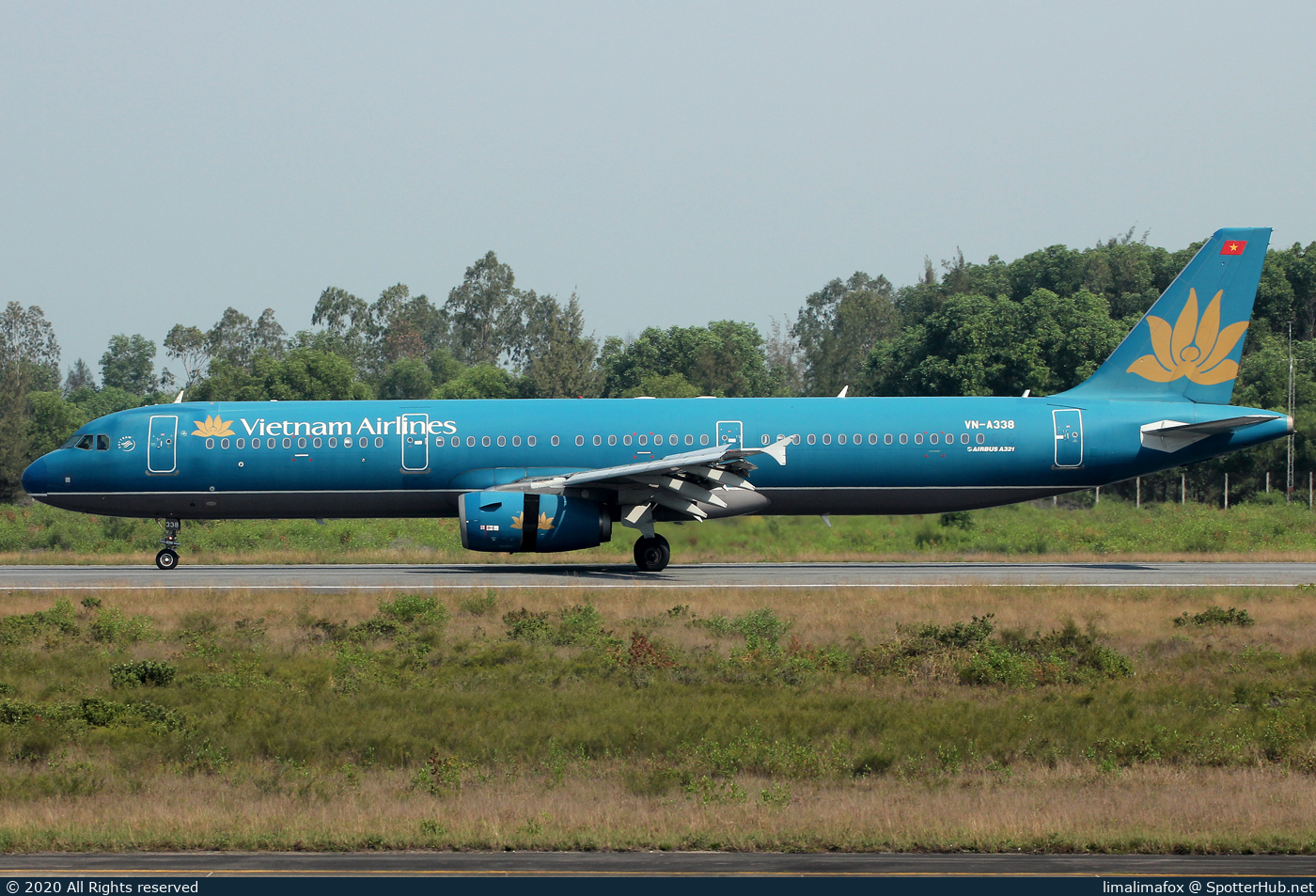 Photo of VN-A338 - Airbus A321-231 at Phu Bai International Airport