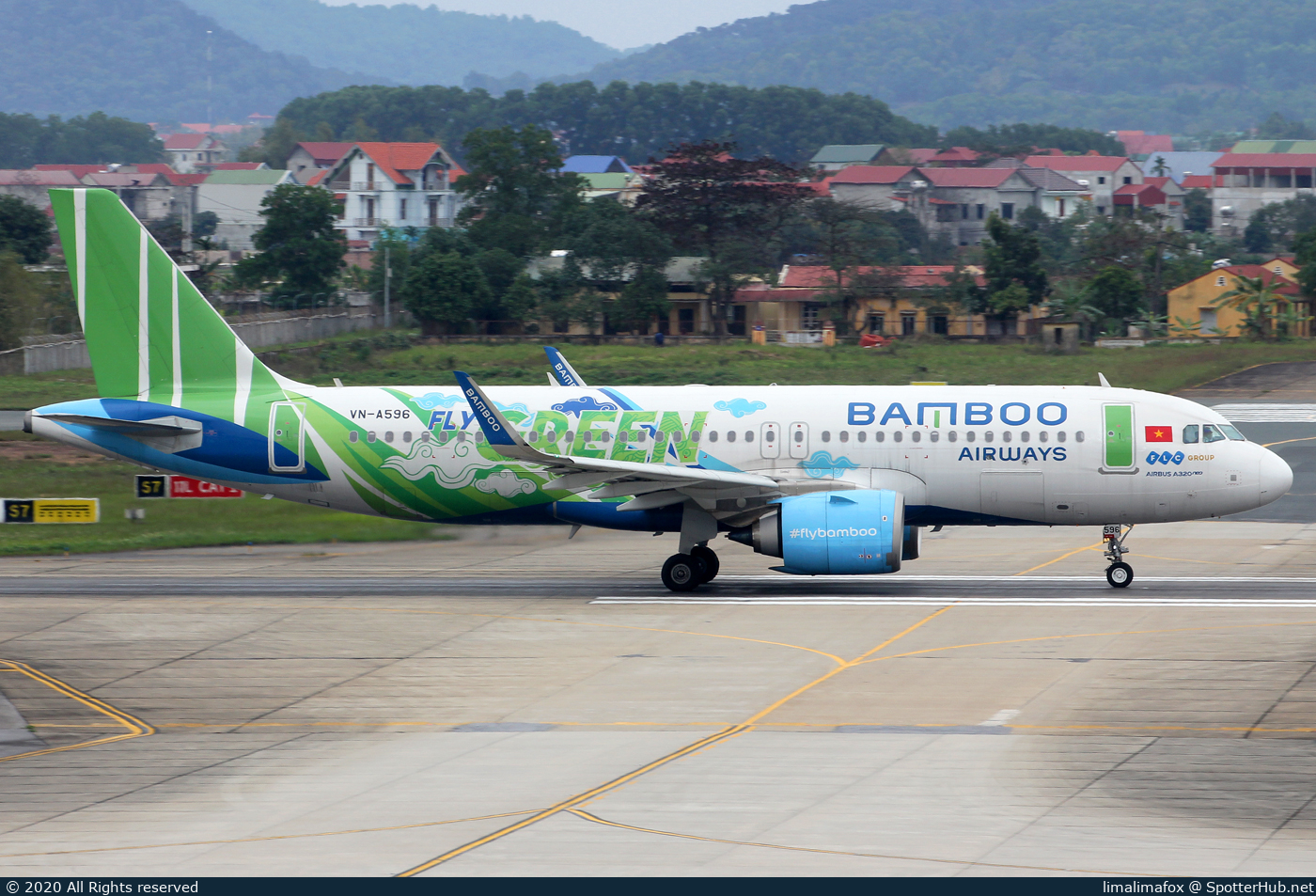 Photo of VN-A596 - Airbus A320-251N operated by Bamboo Airways