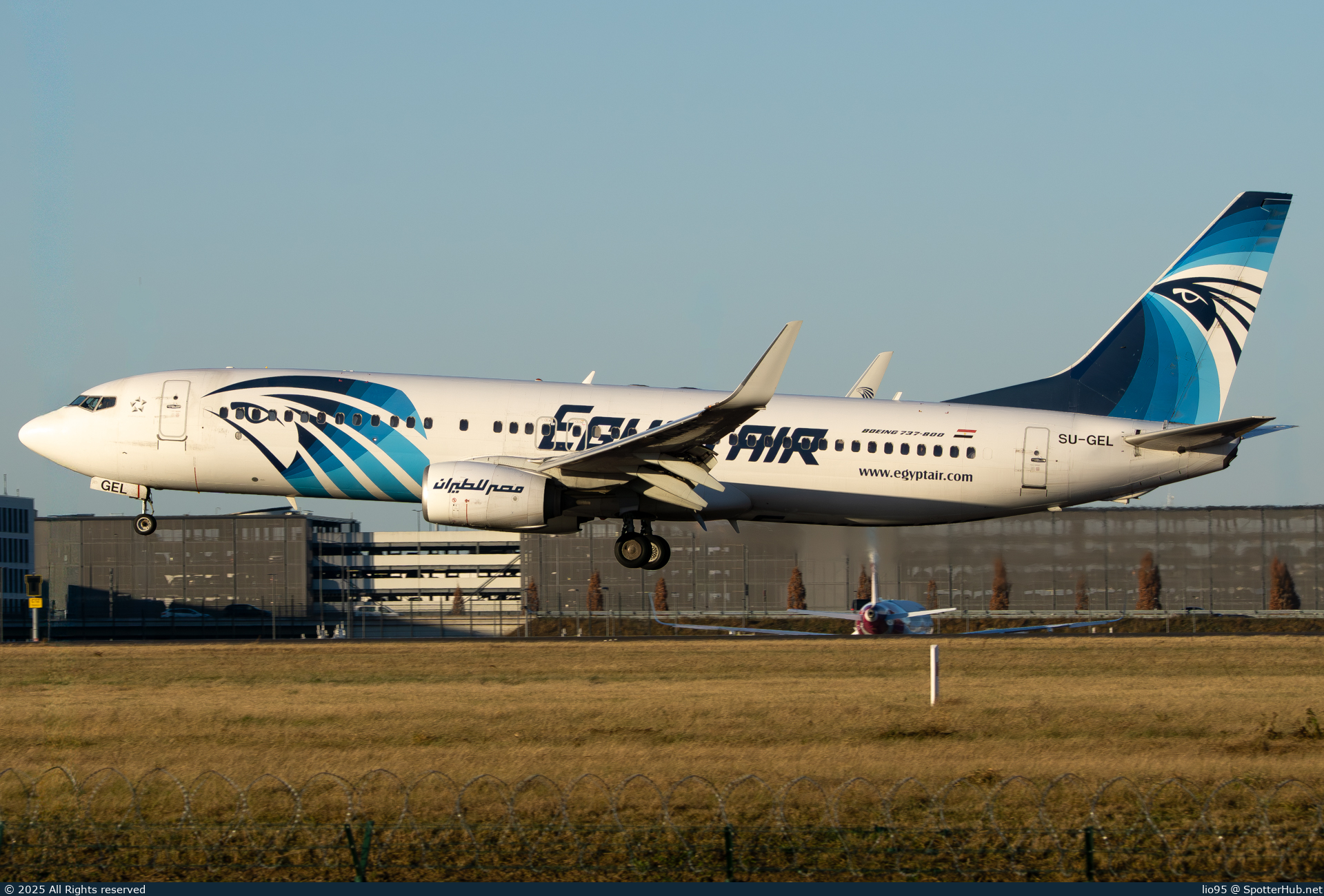 Photo of SU-GEL - Boeing 737-866 operated by Egyptair