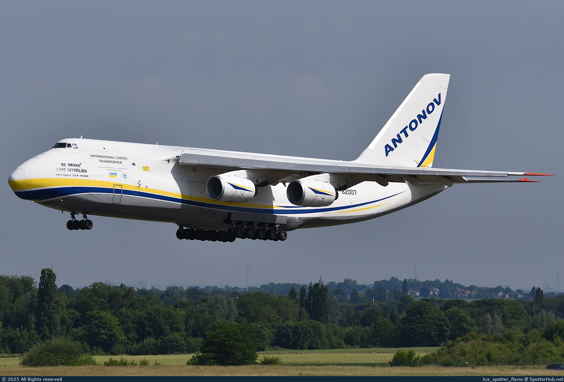 Photo of UR-82007 - Antonov An-124-100M Ruslan operated by Antonov Airlines
