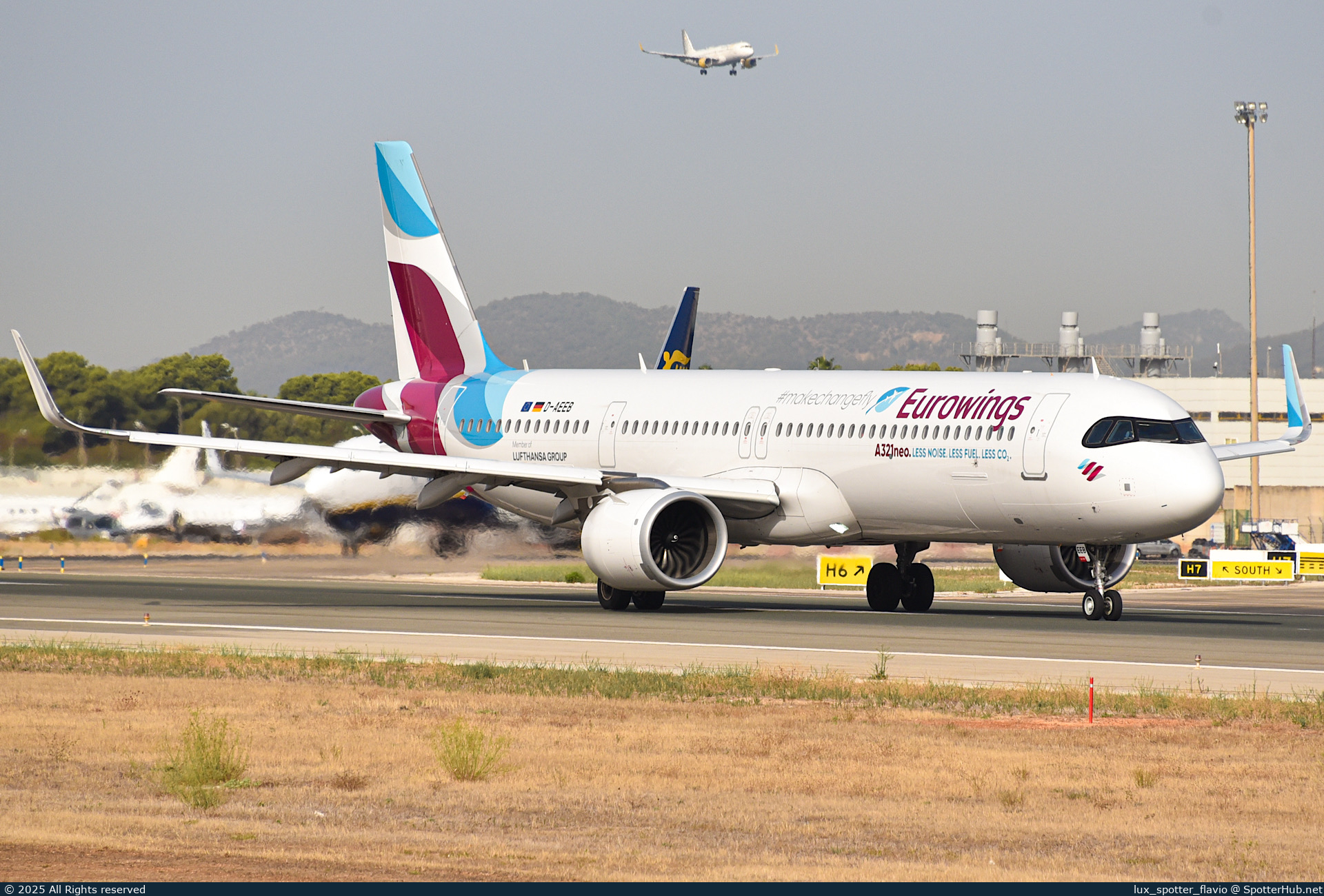 Photo of D-AEEB - Airbus A321-251NX operated by Eurowings