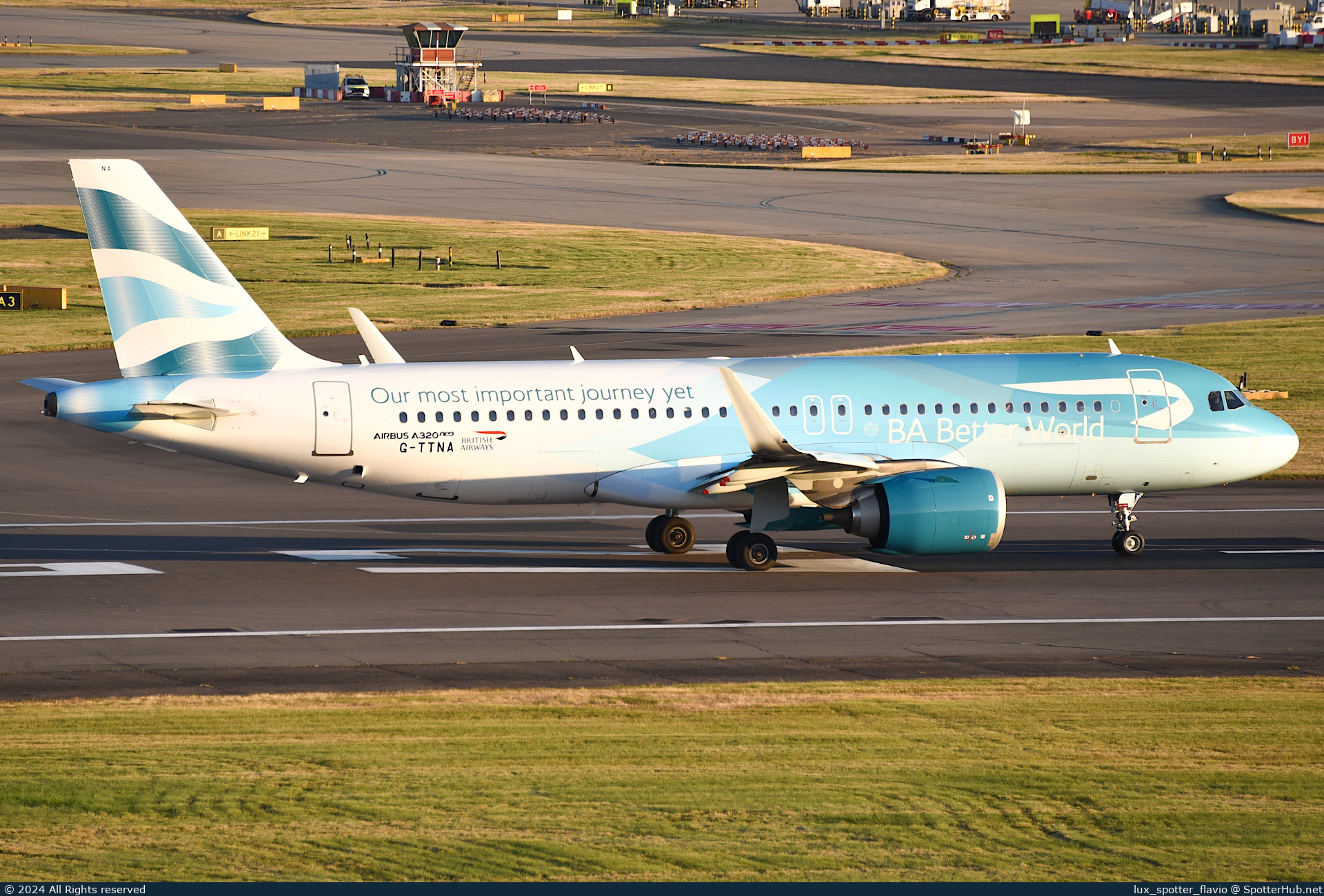 Photo of G-TTNA - Airbus A320-251N operated by British Airways