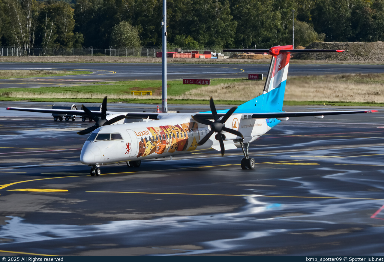 Photo of LX-LGF - Bombardier DHC-8-402 Dash 8 Q400 operated by Luxair