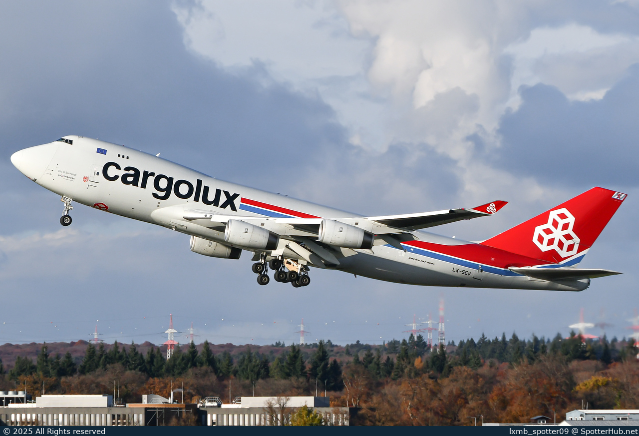 Photo of LX-SCV - Boeing 747-4R7F operated by Cargolux