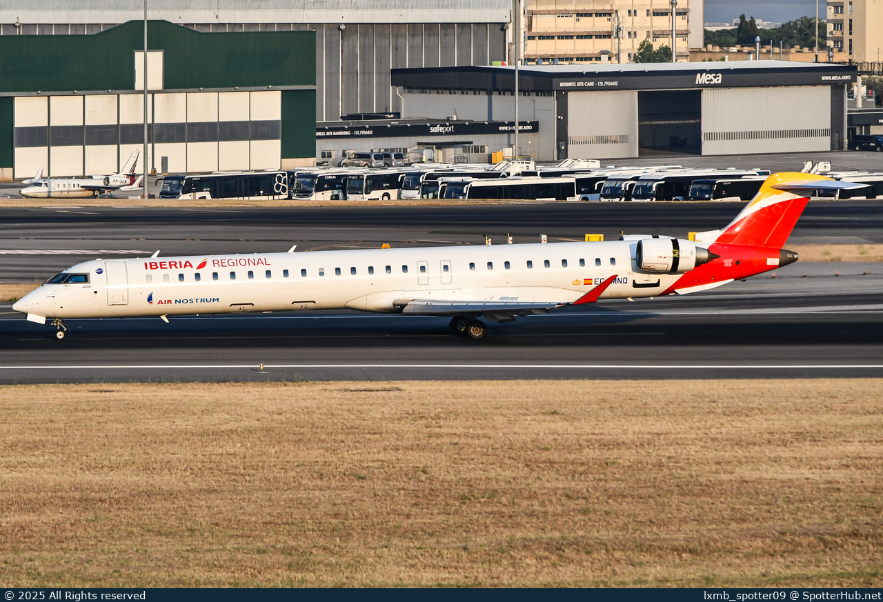 Photo of EC-MNQ - Bombardier CRJ-1000 operated by Iberia Regional (opb Air Nostrum)
