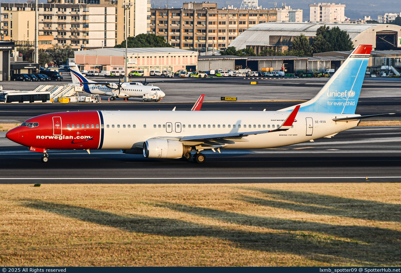 Photo of SE-RXA - Boeing 737-84P operated by Norwegian Air Sweden