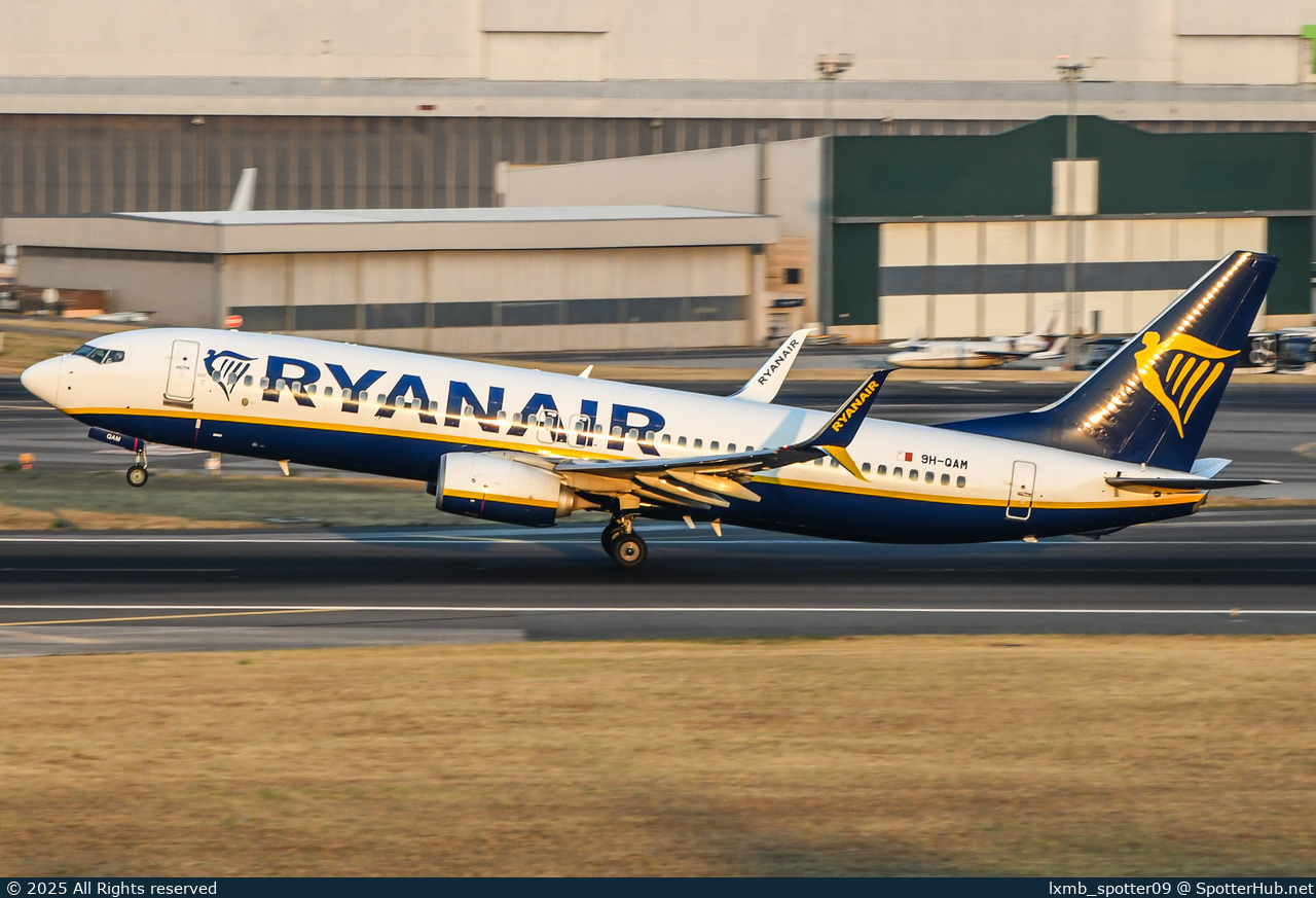 Photo of 9H-QAM - Boeing 737-8AS operated by Ryanair (opb Malta Air)