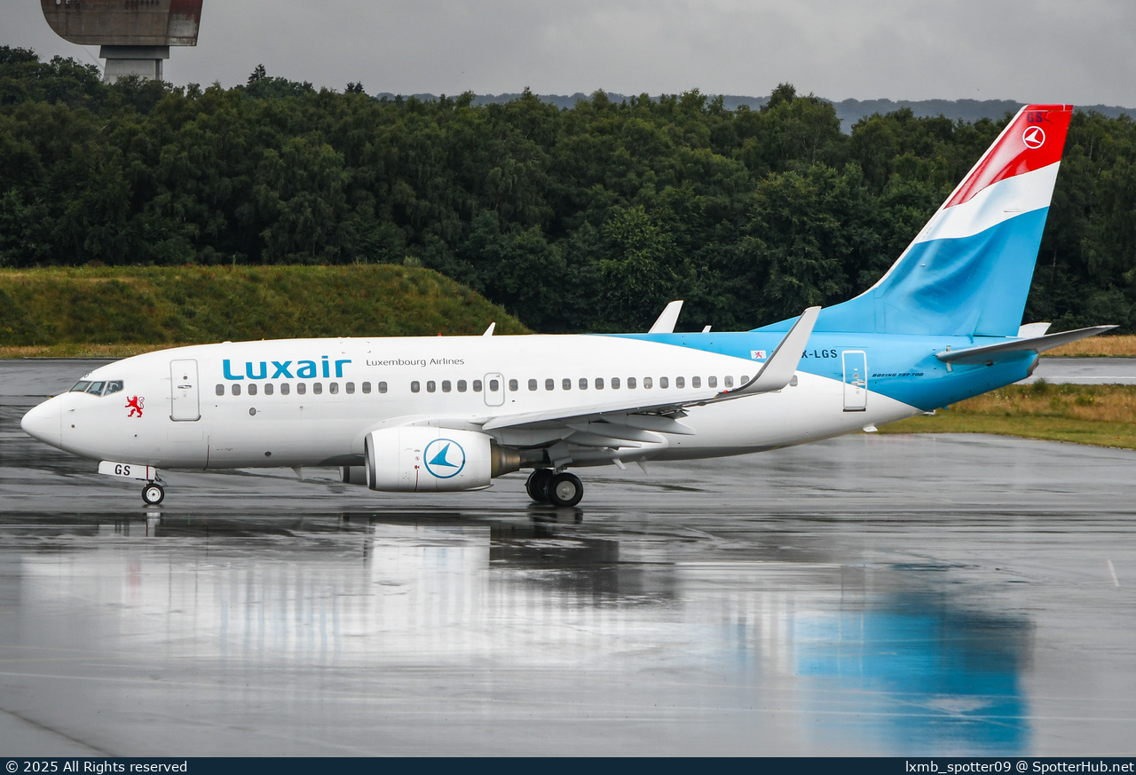Photo of LX-LGS - Boeing 737-7C9 operated by Luxair