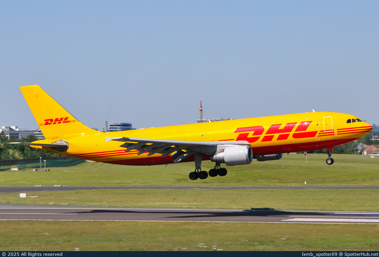 Photo of D-AEAS - Airbus A300B4-622R(F) operated by European Air Transport