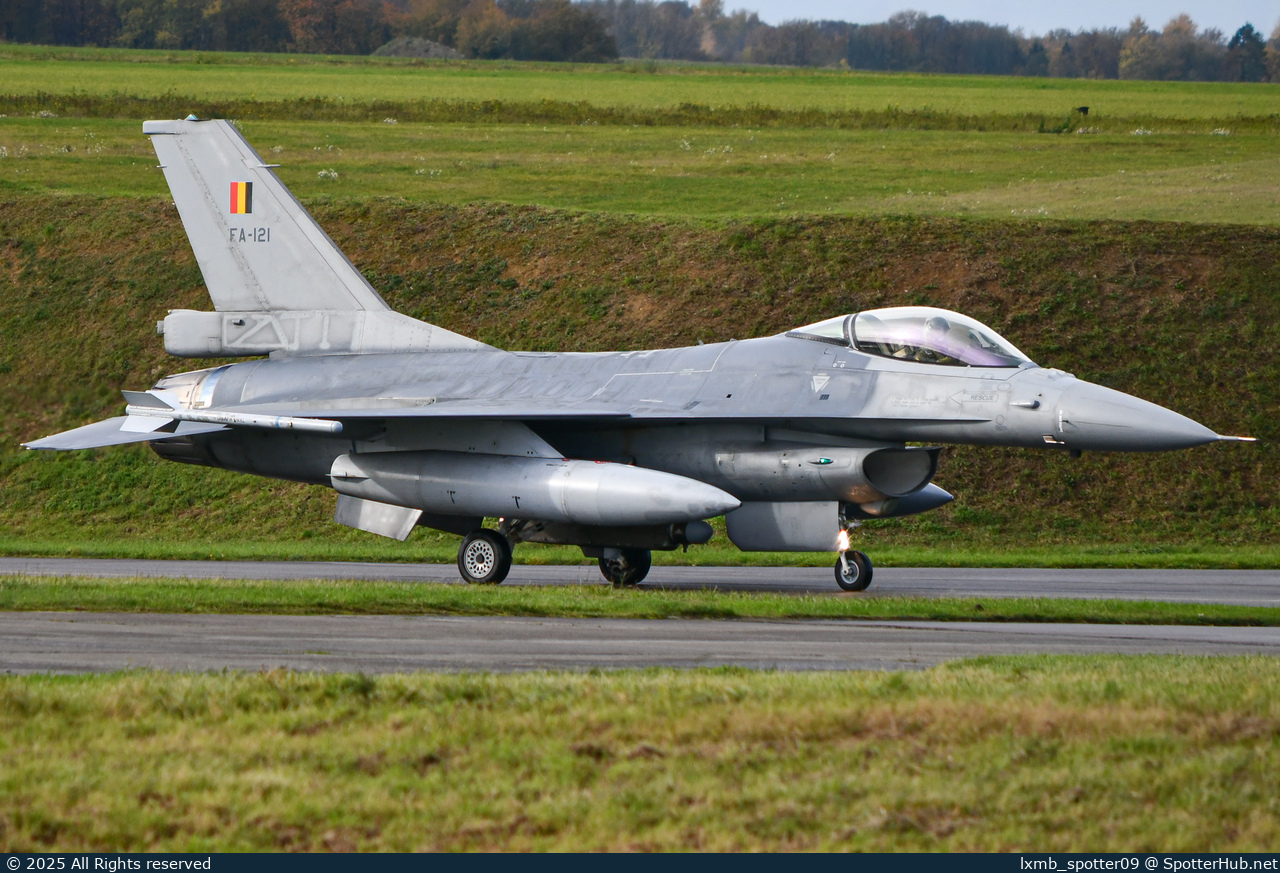 Photo of FA-121 - General Dynamics F-16AM Fighting Falcon operated by Belgian Air Force