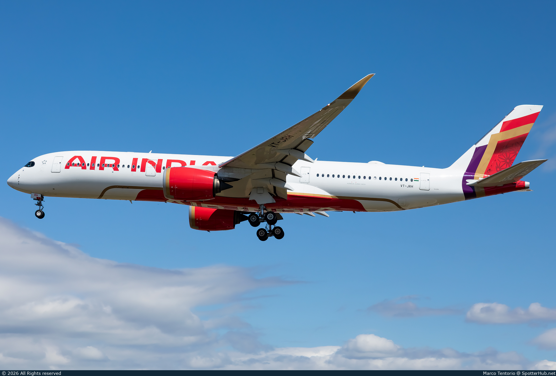Photo of VT-JRH - Airbus A350-941 operated by Air India