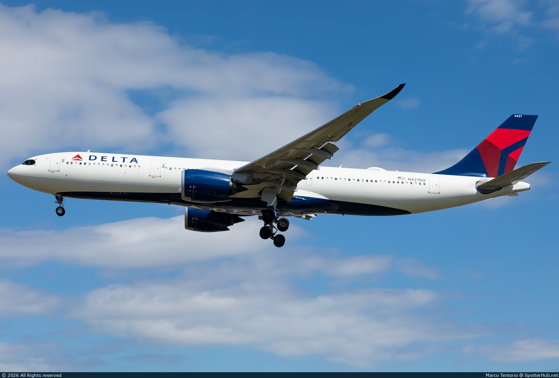 Photo of N427DX - Airbus A330-941 operated by Delta Air Lines