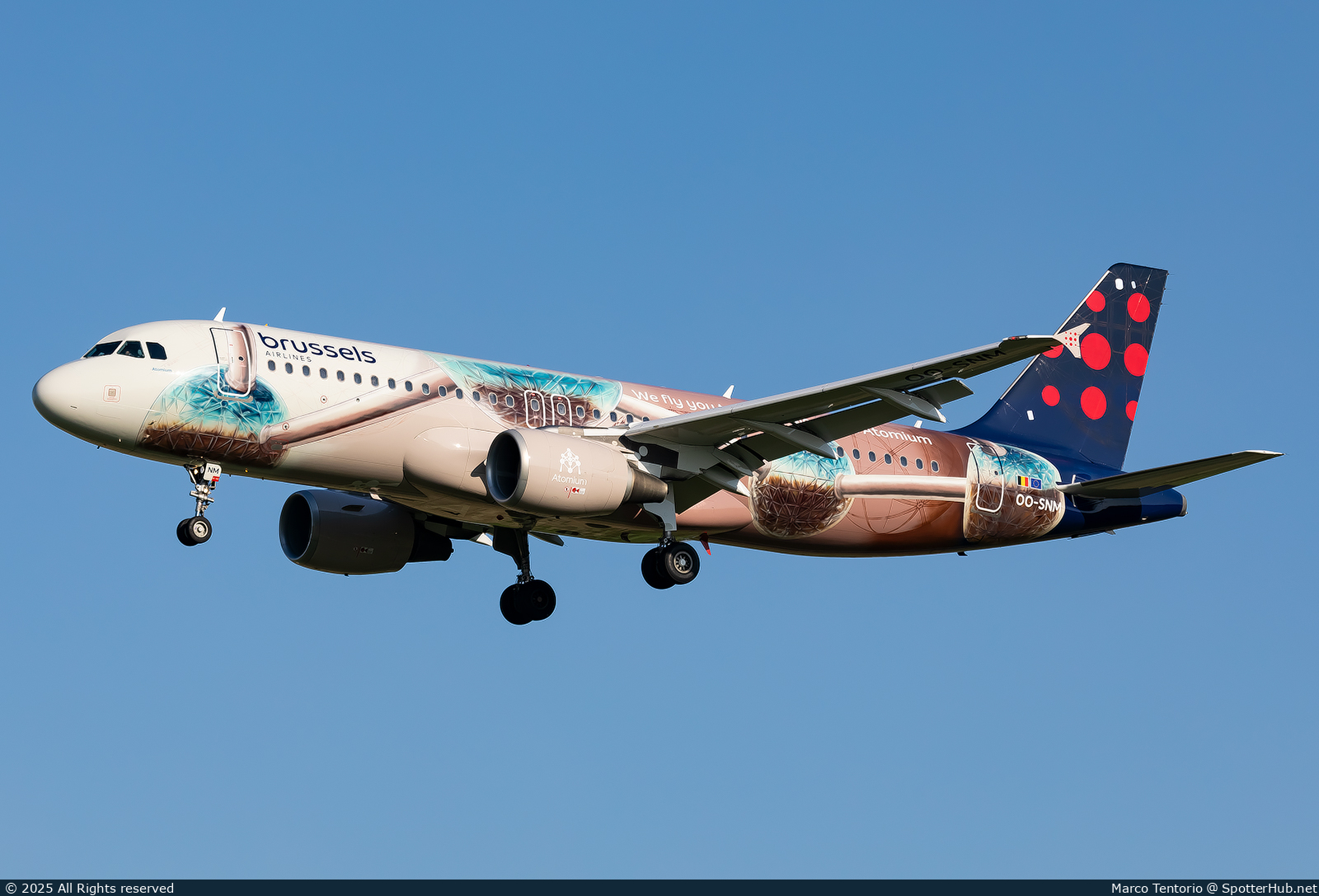 Photo of OO-SNM - Airbus A320-214 operated by Brussels Airlines