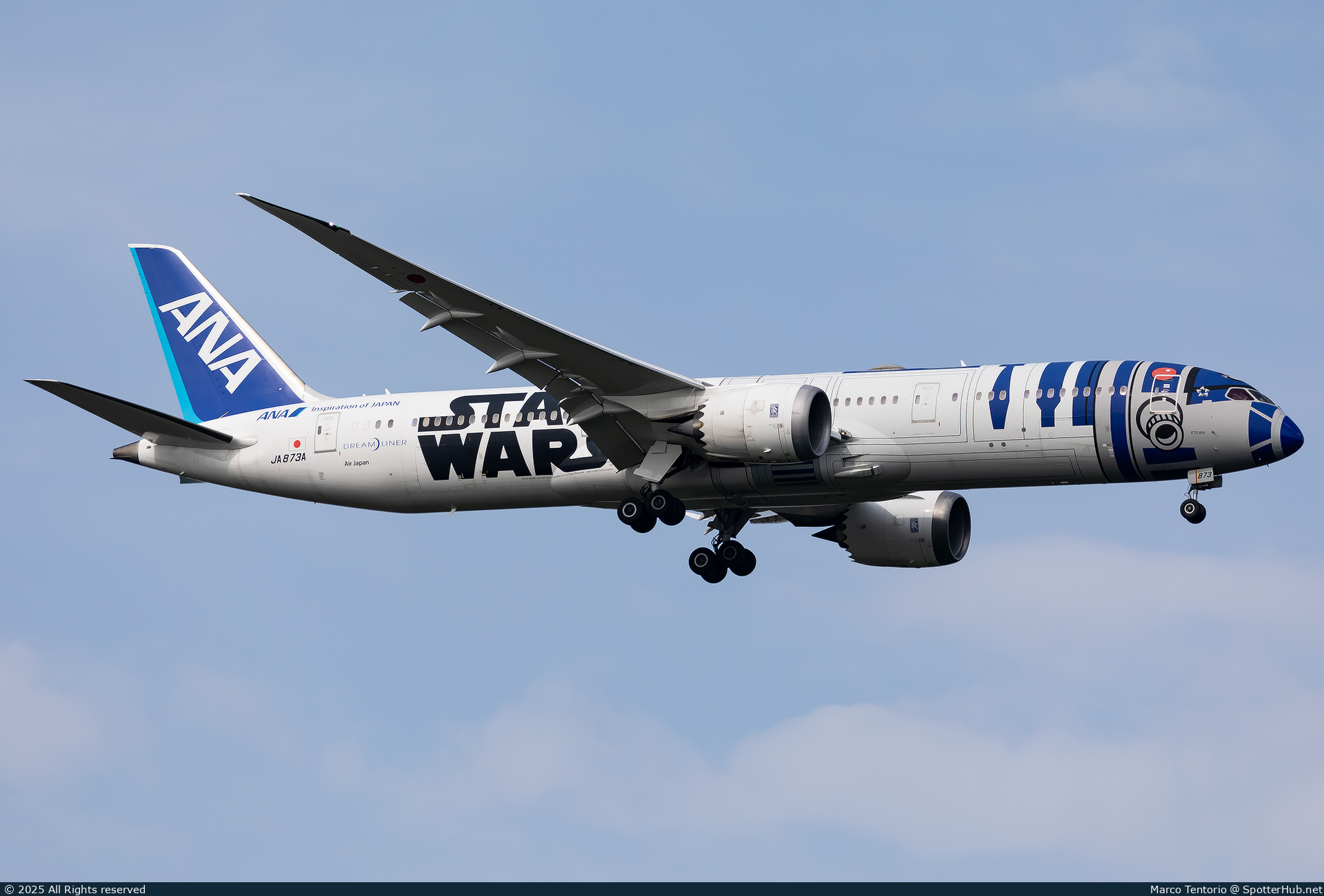 Photo of JA873A - Boeing 787-9 Dreamliner operated by ANA All Nippon Airways (opb Air Japan)