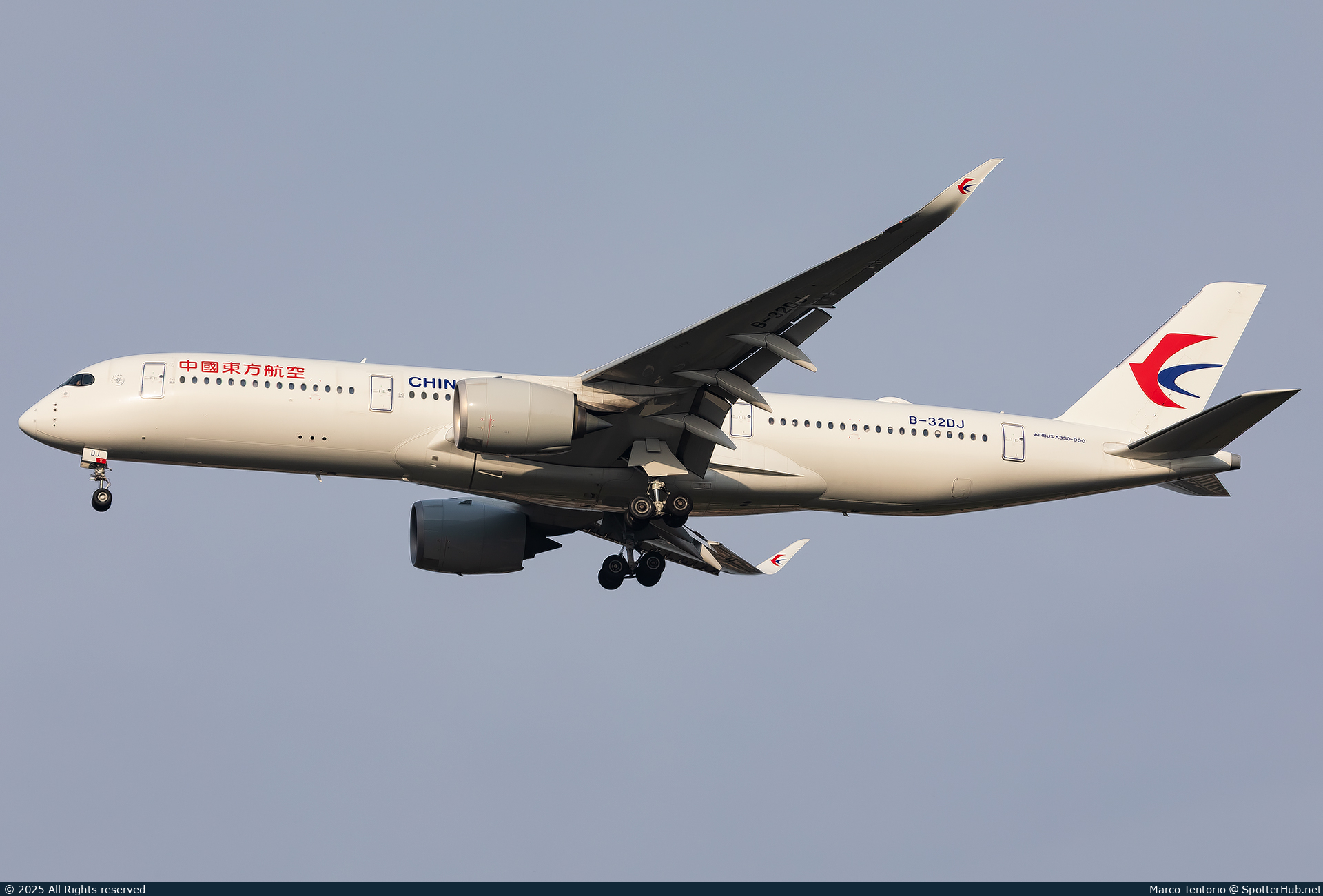 Photo of B-32DJ - Airbus A350-941 operated by China Eastern Airlines