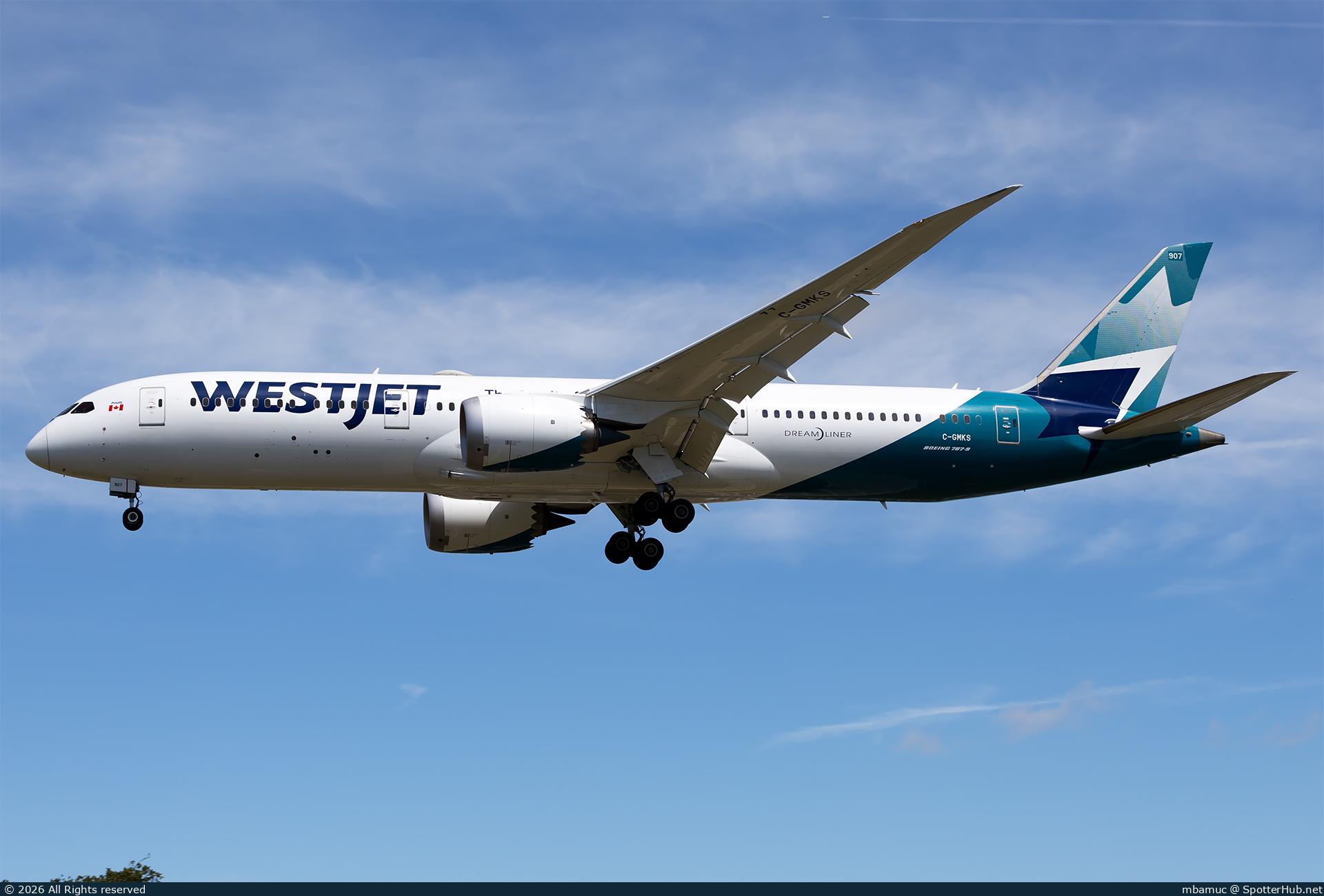 Photo of C-GMKS - Boeing 787-9 Dreamliner operated by WestJet Airlines