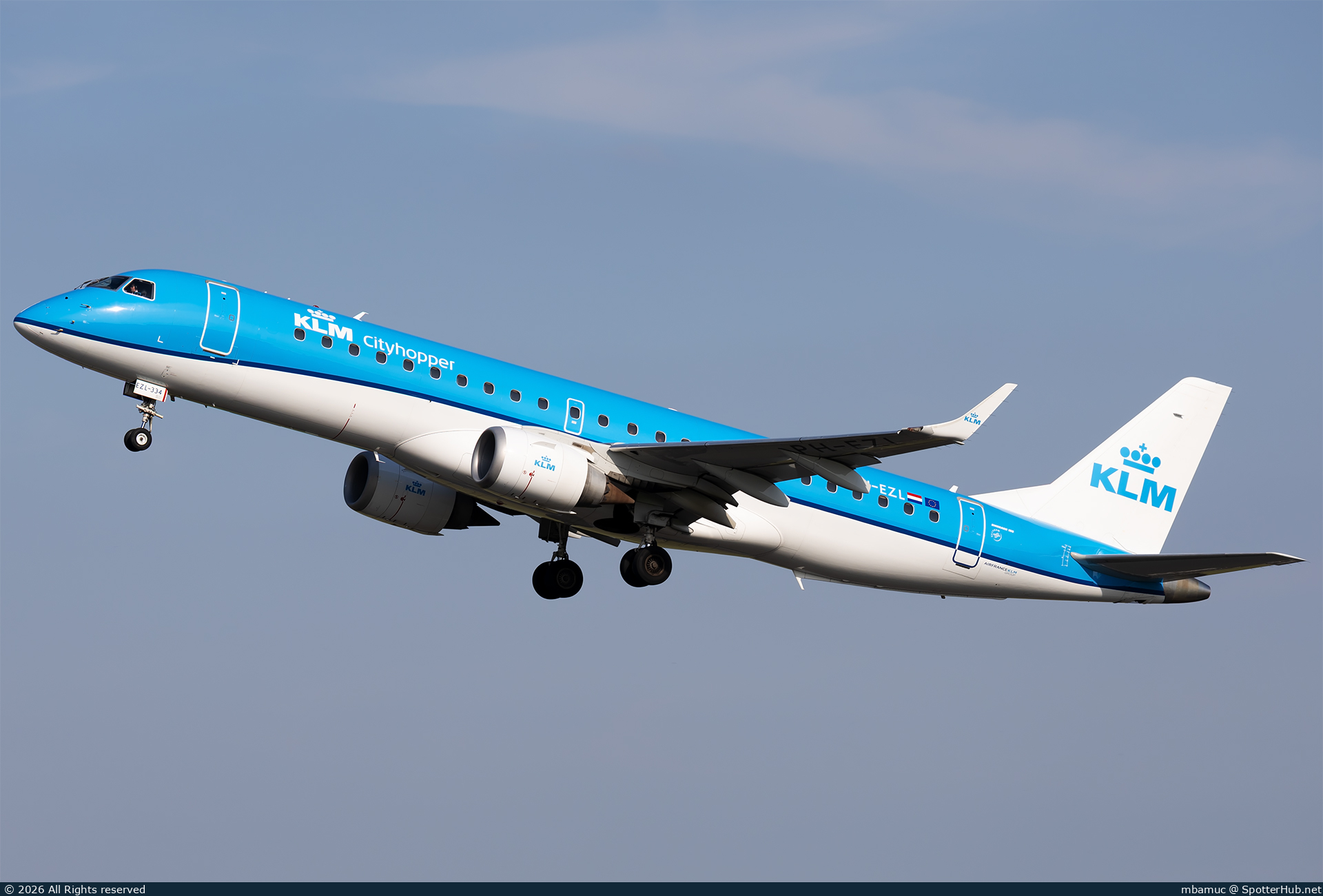Photo of PH-EZL - Embraer ERJ-190STD operated by KLM Cityhopper