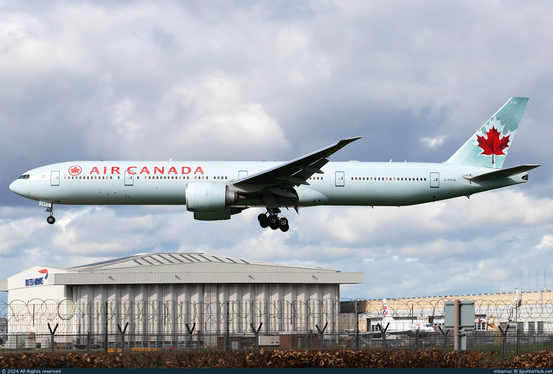Photo of C-FIVQ - Boeing 777-333(ER) operated by Air Canada