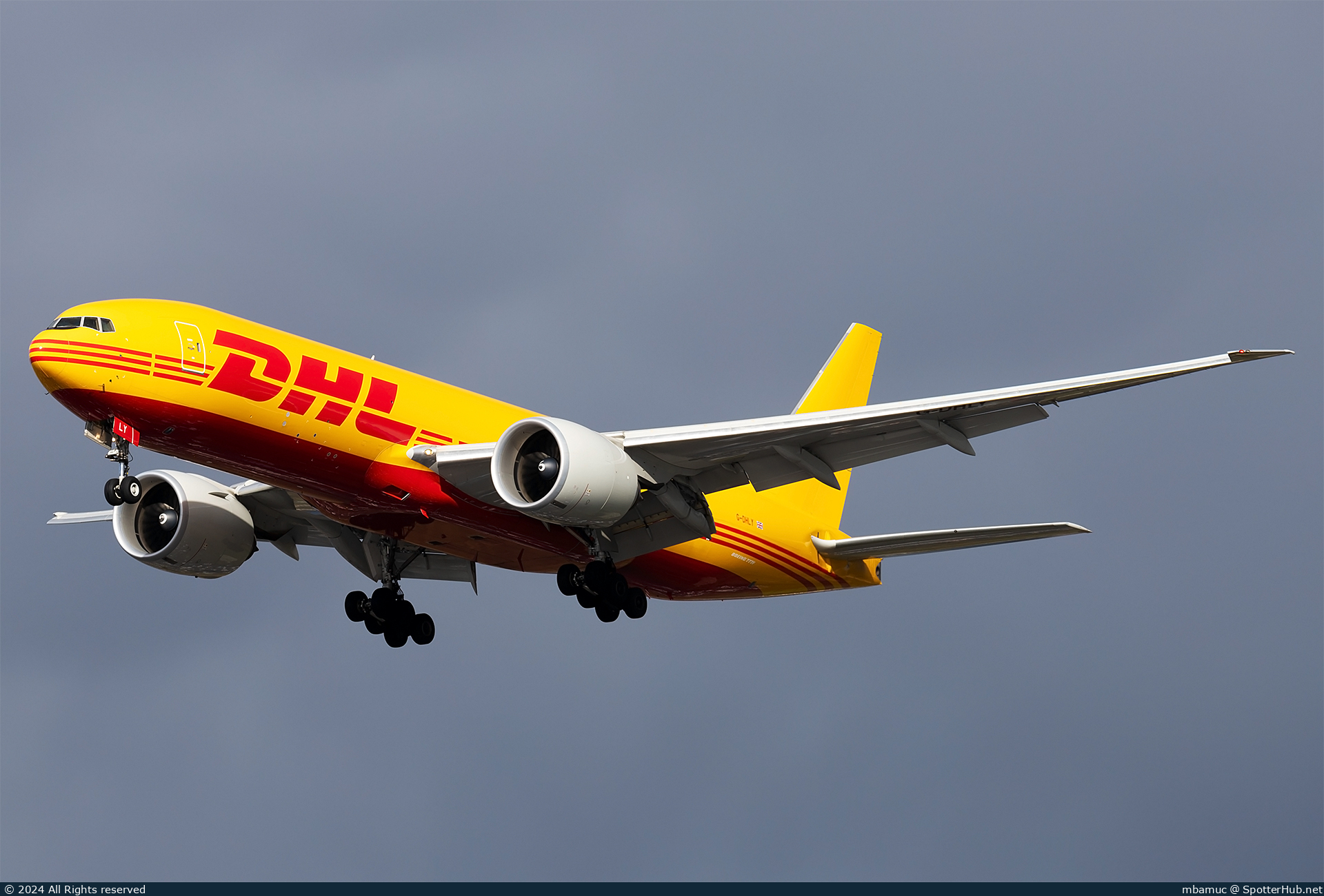 Photo of G-DHLY - Boeing 777-F operated by DHL Air