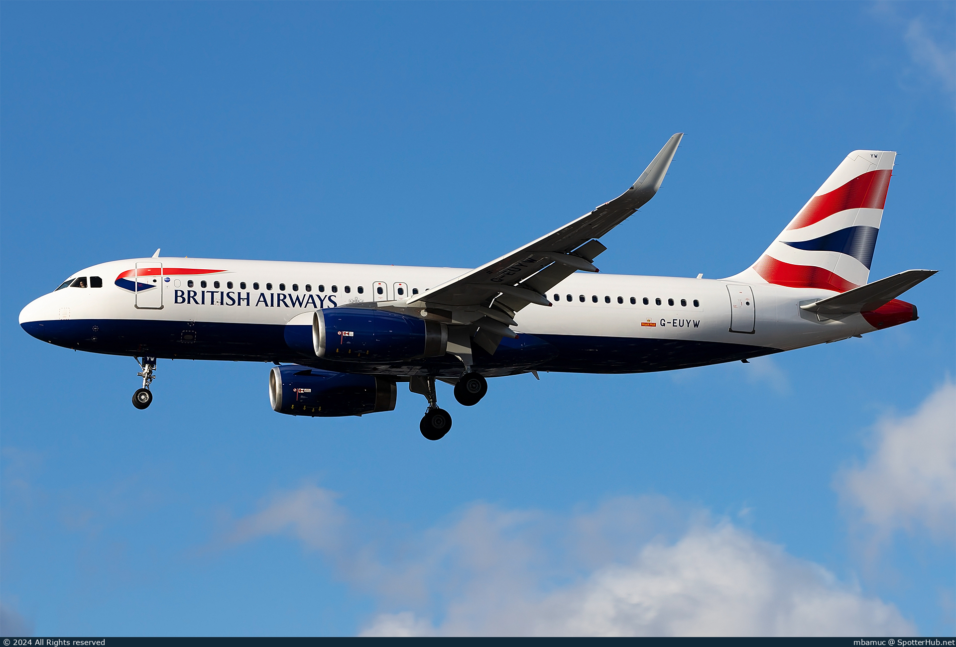 Photo of G-EUYW - Airbus A320-232 operated by British Airways