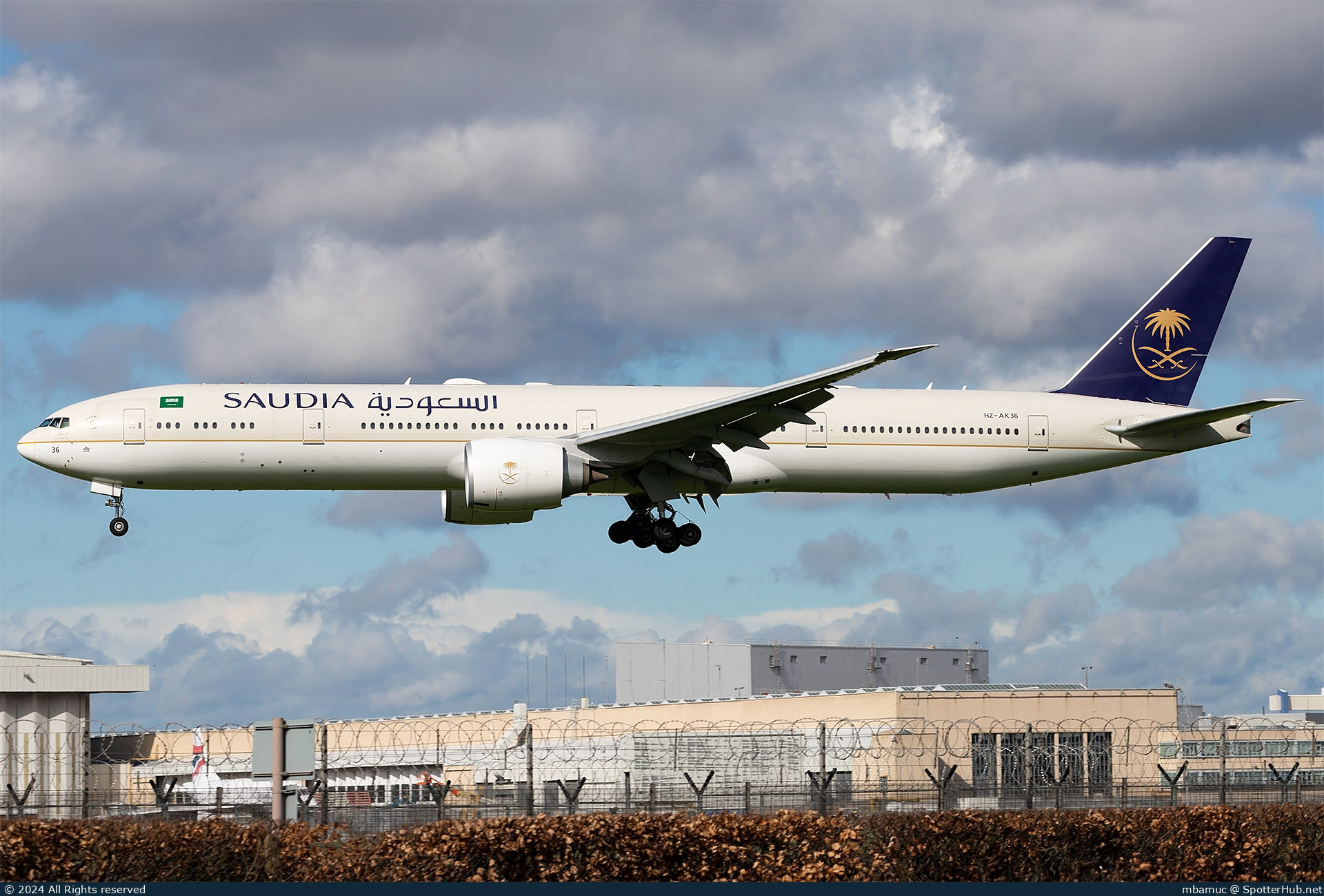 Photo of HZ-AK36 - Boeing 777-3FG(ER) operated by Saudia