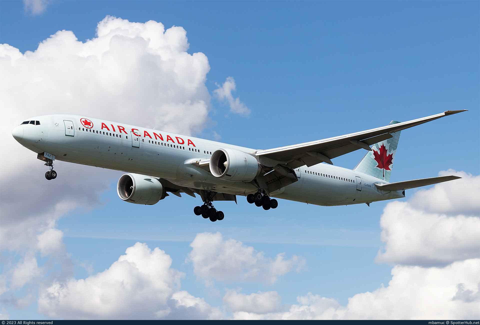 Photo of C-FIVS - Boeing 777-333(ER) operated by Air Canada
