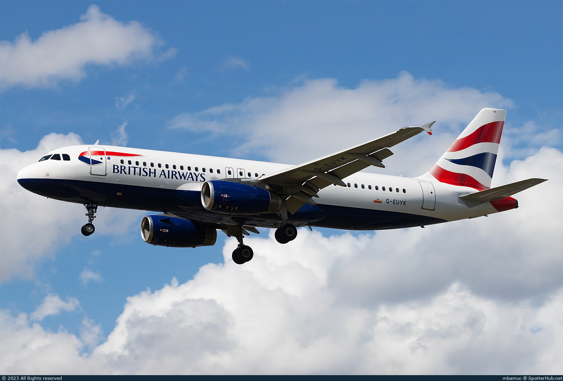 Photo of G-EUYK - Airbus A320-232 operated by British Airways